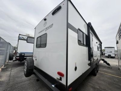 2025 Forest River Grand Surveyor - Photo 8