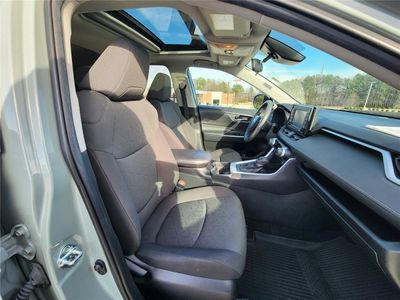 2026 2021 Toyota RAV4 - Photo 7