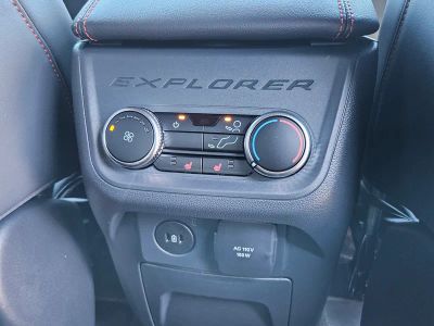 2026 Ford Explorer — photo 35 view