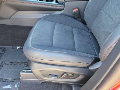 2026 Ford Explorer — photo 14 view