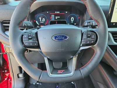 2026 Ford Explorer — photo 15 view