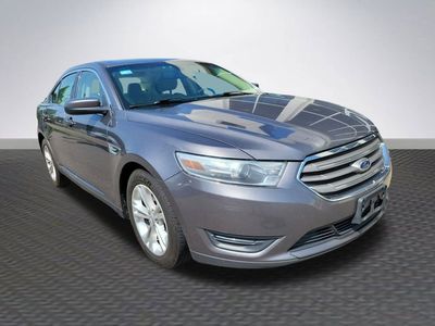 2014 Ford Taurus - Photo 1