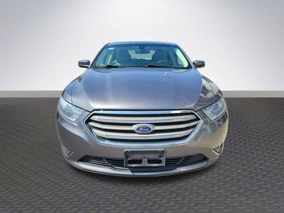 2014 Ford Taurus - Photo 3