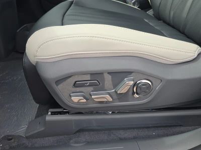 2026 Kia EV9 — photo 22 view