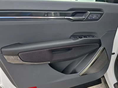 2026 Kia EV9 — photo 18 view