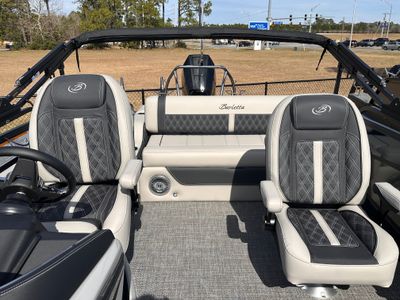 2026 Barletta Lusso L25UC - Photo 6