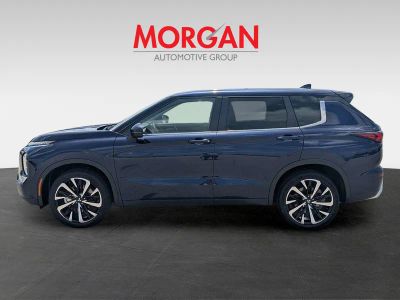 2024 Mitsubishi Outlander — photo 8 view
