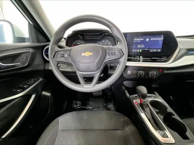 2025 Chevrolet Trax - Photo 4