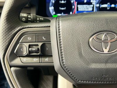 2026 Toyota 4Runner — photo 16 view