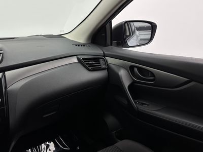 2020 Nissan Rogue Sport — photo 23 view