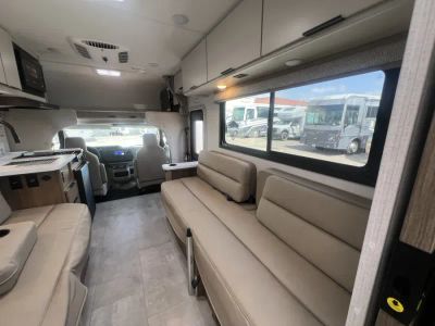 2027 Thor Motor Coach CHATEAU — photo 10 view