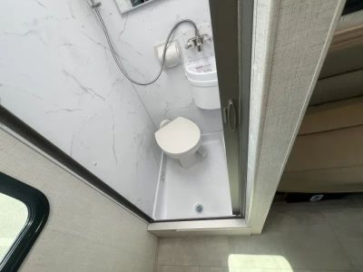 2027 Thor Motor Coach CHATEAU — photo 14 view