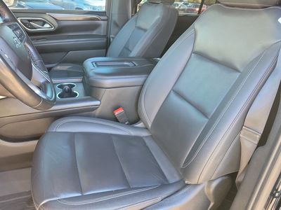 2023 Chevrolet Suburban - Photo 4