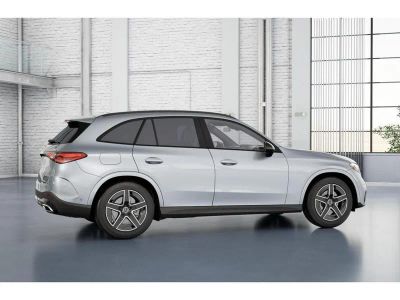2026 Mercedes-Benz GLC — photo 18 view