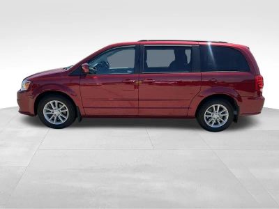 2015 Dodge Grand Caravan — side profile view