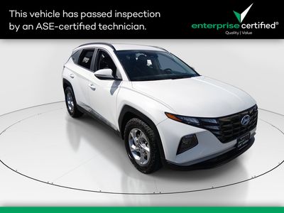 2023 Hyundai Tucson SEL FWD — front three-quarter view