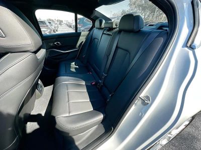 2026 BMW 3 Series — photo 19 view