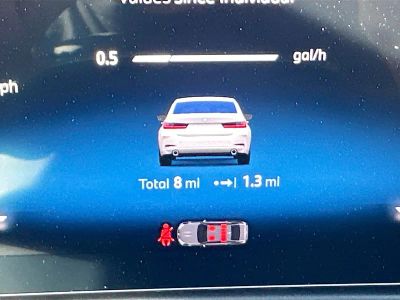 2026 BMW 3 Series — photo 9 view