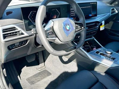 2026 BMW 3 Series — photo 7 view