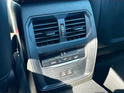 2026 BMW 3 Series — photo 20 view