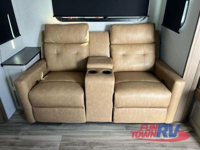 2025 Dutchmen RV Astoria - Photo 27