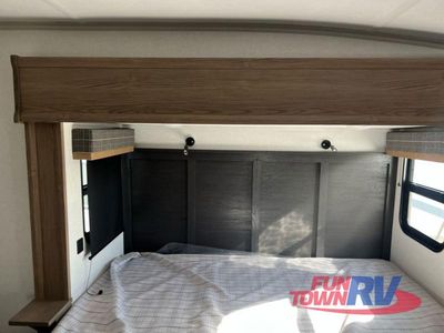 2025 Dutchmen RV Astoria - Photo 42