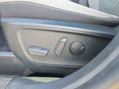 2020 Ford Escape - Photo 16