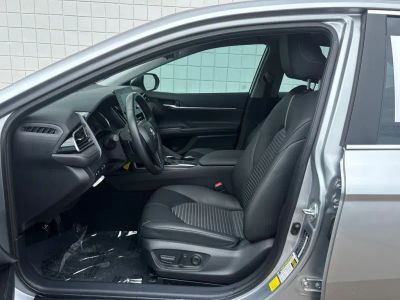 2024 Toyota Camry - Photo 4