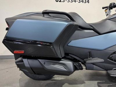 2025 Can-Am Spyder RT Rotax 1330 ACE - Photo 11