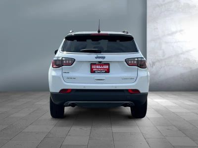 2023 Jeep Compass — detail view