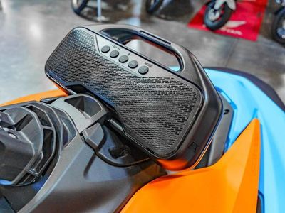2026 Sea-Doo Spark Trixx for 1 Rotax 900 ACE - 90 iBR and Audio - Photo 4