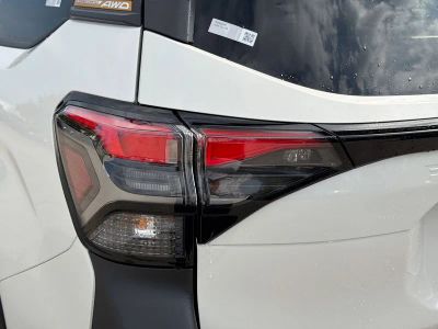 2026 Subaru Forester — photo 10 view