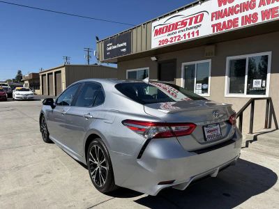 2019 Toyota Camry — detail view
