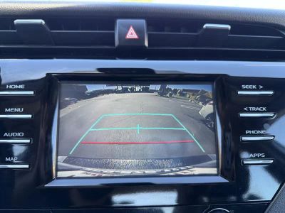 2019 Toyota Camry — photo 17 view