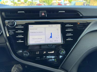 2019 Toyota Camry — photo 16 view