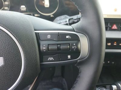 2025 Kia Sportage — photo 24 view