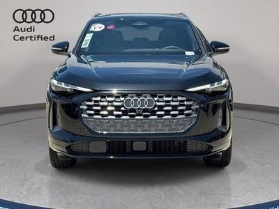 2025 Audi Q5 Premium Plus TFSI quattro S tronic — front three-quarter view