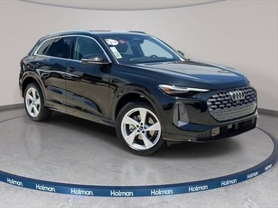 2025 Audi Q5 — interior view