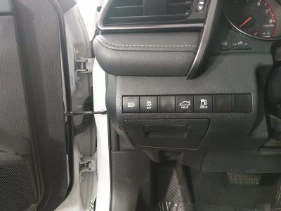 2024 Toyota Camry - Photo 13