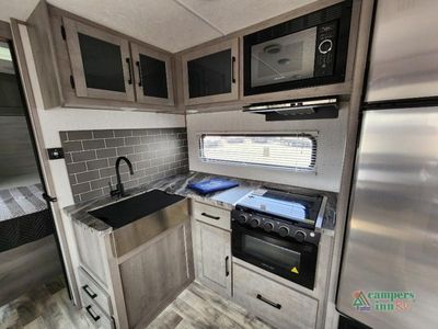 2022 Dutchmen RV Kodiak - Photo 17