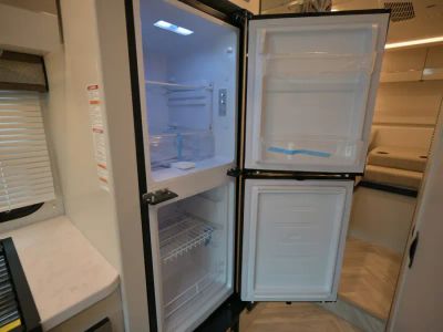 2027 Thor Motor Coach GEMINI — photo 13 view