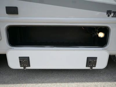 2027 Thor Motor Coach GEMINI — photo 30 view