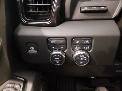 2024 GMC Sierra 2500HD - Photo 13