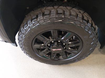2024 GMC Sierra 2500HD - Photo 10