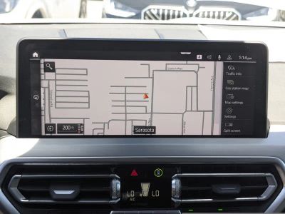 2025 BMW X4 — photo 23 view