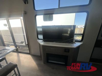 2026 Coachmen RV Catalina Destination Series - Photo 19