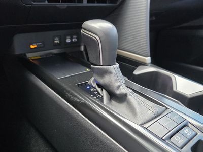 2025 Toyota Camry — photo 20 view