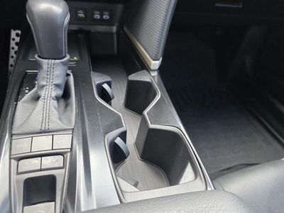 2025 Toyota Camry — photo 19 view