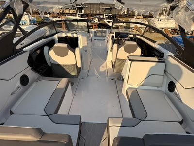 2025 Yamaha 252XE - Photo 5