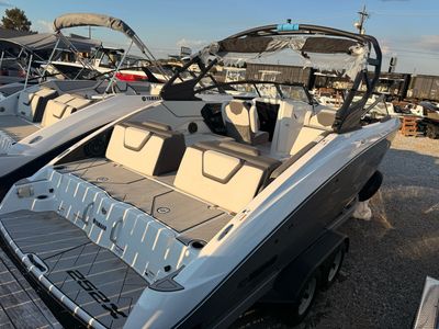 2025 Yamaha 252XE - Photo 3